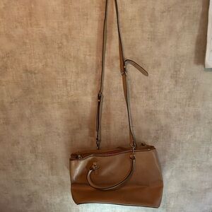 Chic Tan Crossbody Bag
